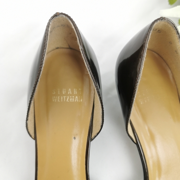 Stuart Weitzman Kitten Heel Shoe - Picture 11 of 14
